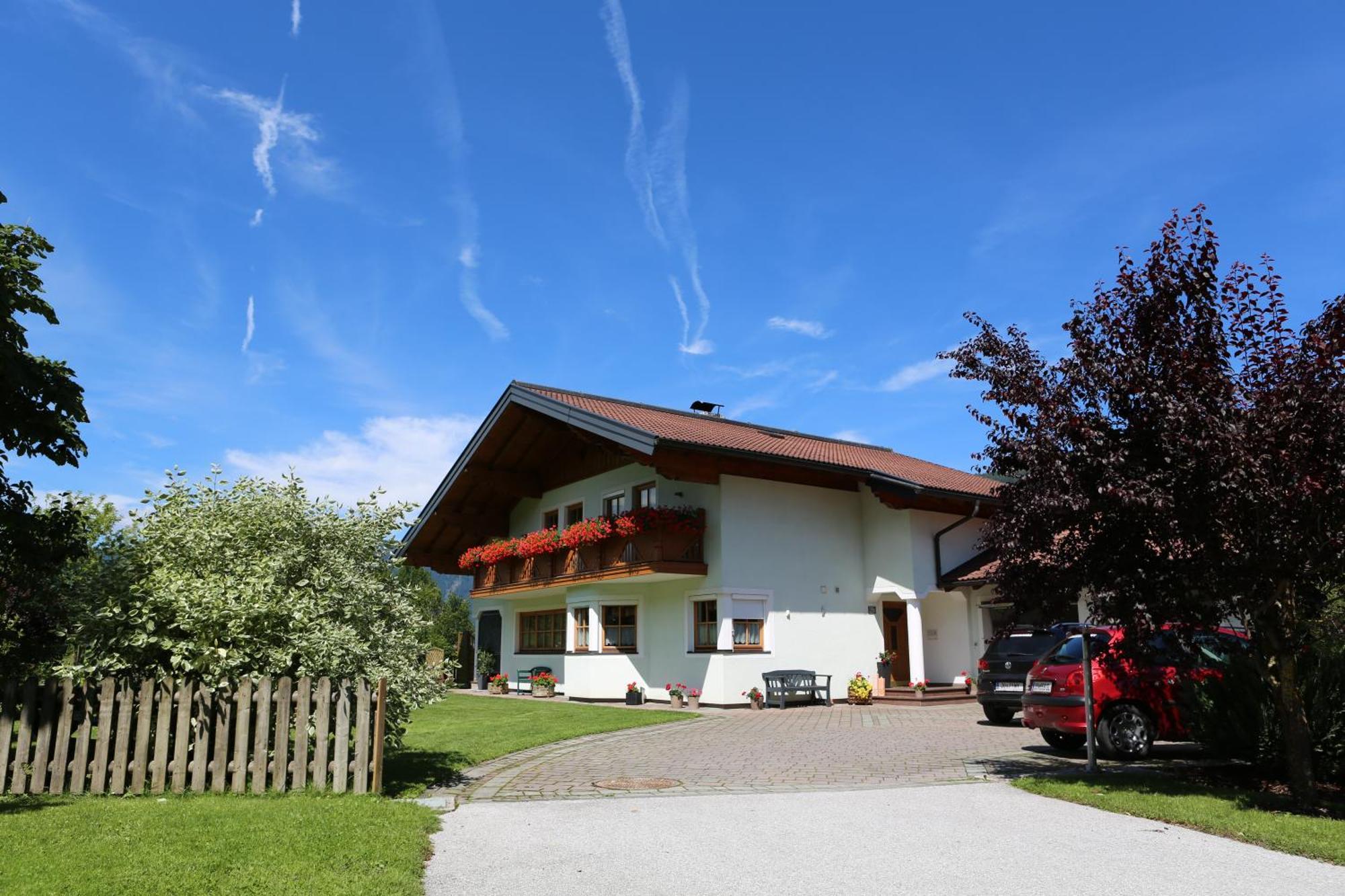 Ferienhaus Kahr Appartment Rossbrand Радщат Екстериор снимка